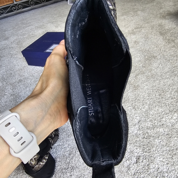 Stuart Weitzman Mediate Black Radiant Velvet Gold Sequins bootie Size 10 - Picture 15 of 17